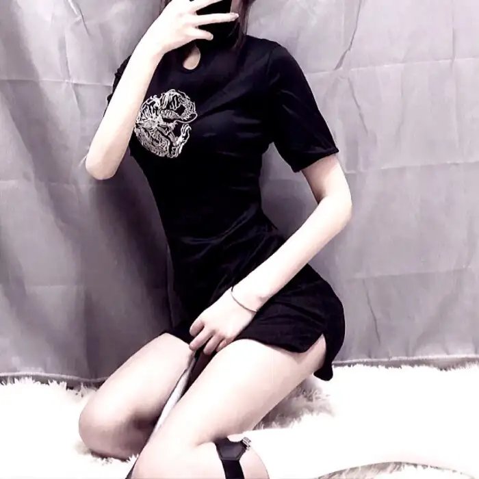 小资女孩向前冲